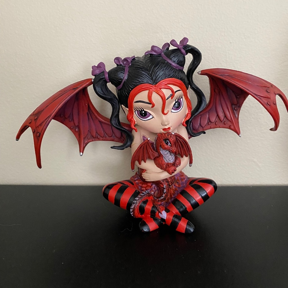 Jasmine Becket- Griffith Fairy Dragonling Ruby